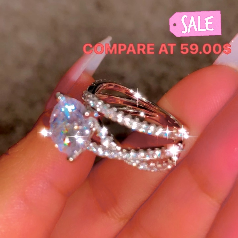 WHITE SAPPHIRE 3 band ring